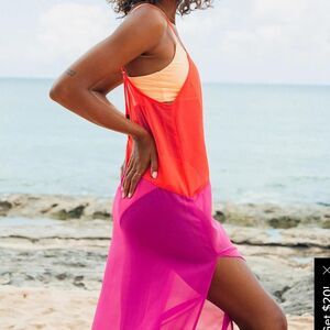 Lulu’s Magenta Red and Coral Maci Cover Up Dress Size Small